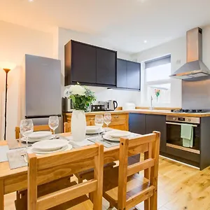  Holiday home Statera - 2-bed House In Stratford
