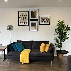  Holiday home 3bed Flat 3wc And Great Location Near Excel City Airport O2 And Canning Town Station