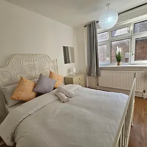 Habitación en casa particular Towerhill, Londres
