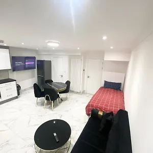  Holiday home The Royal Boutique Regent By , Sleep 8