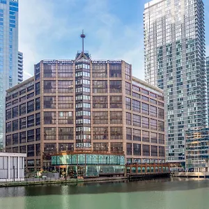 Отель Britannia International Canary Wharf, Лондон