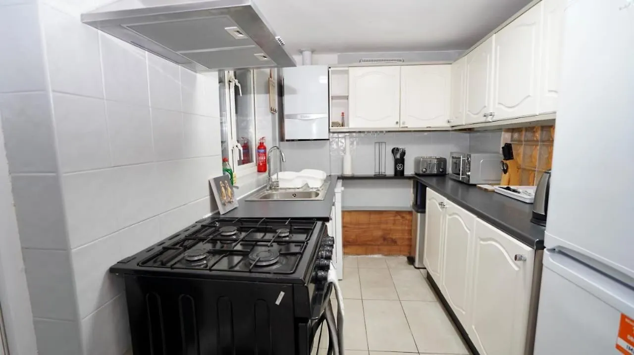 Corporate Stays Canary Wharf Free Parking London Holiday home